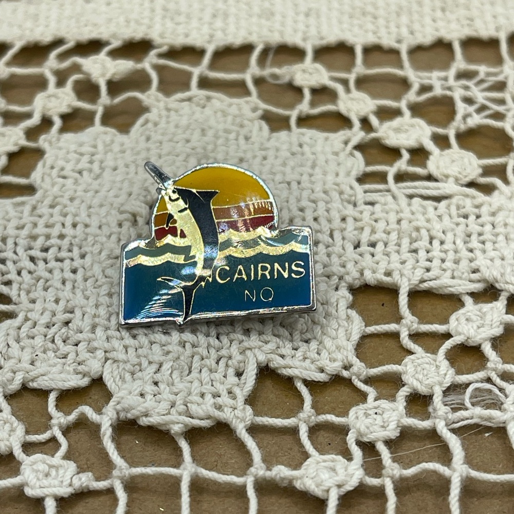 Cairns NO Souvenir‎ Pendant